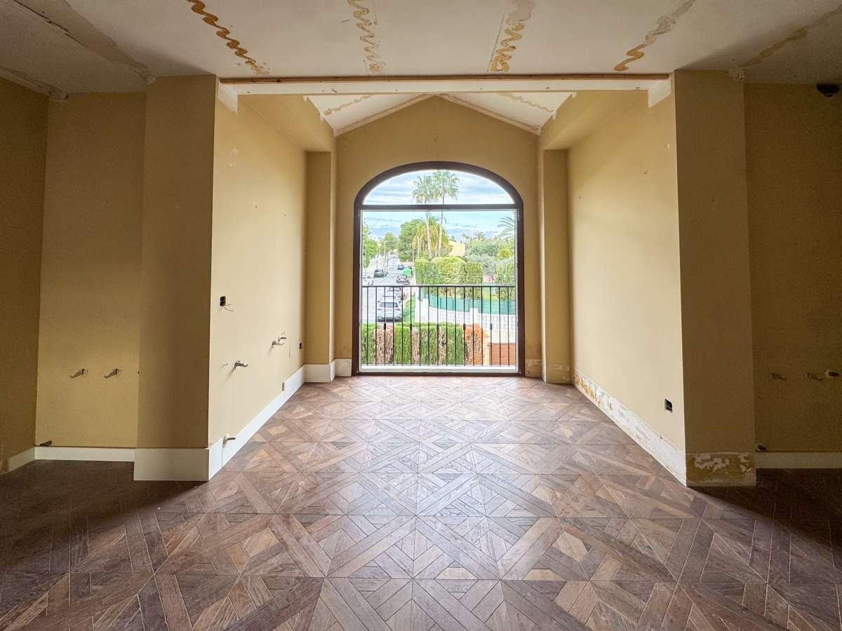 Villa for Sale in El Campello
