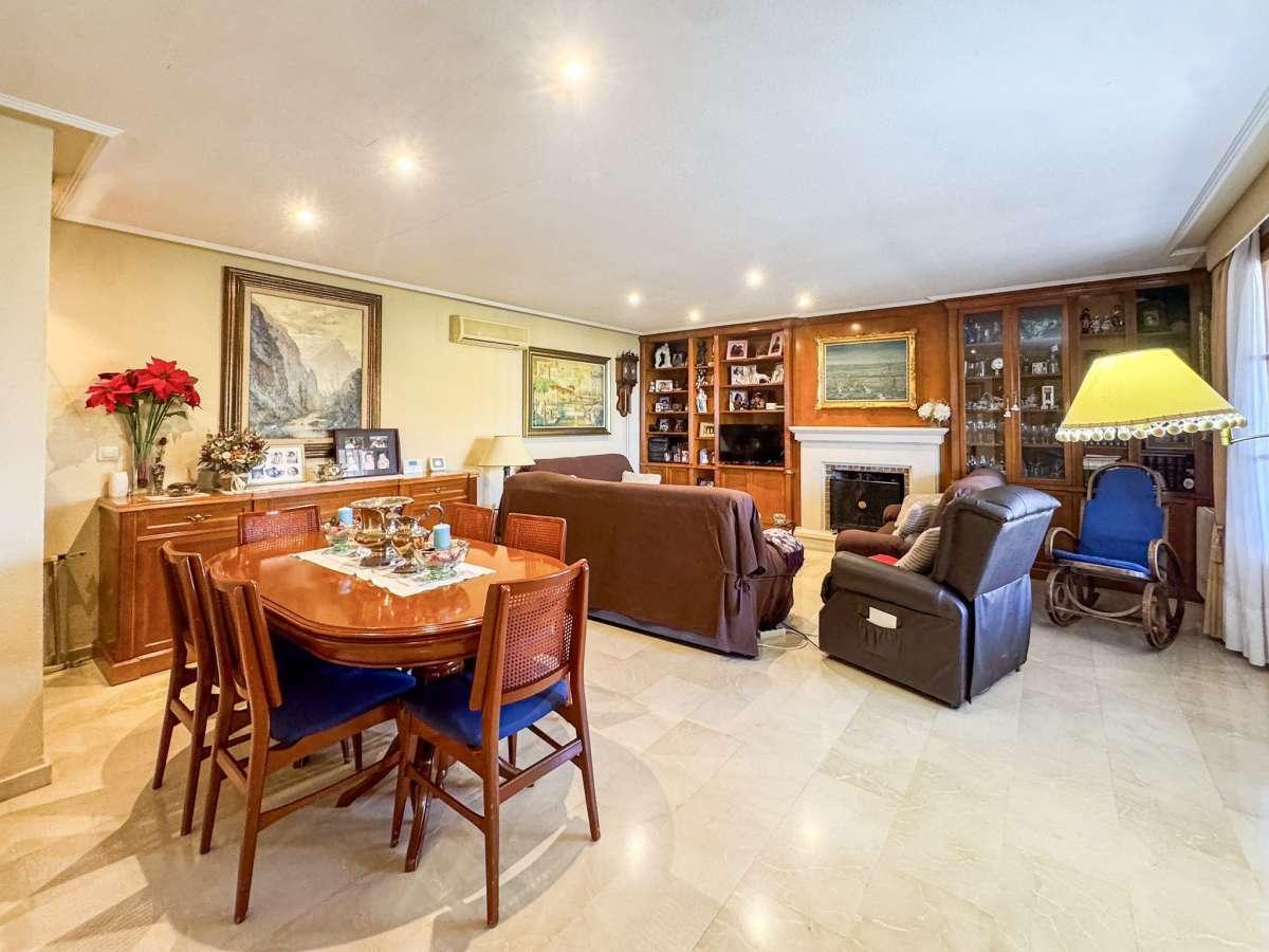 Villa en Venta en Mutxamel