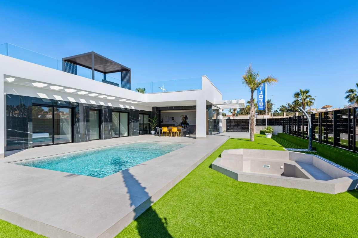 Casa Rural en Venta en Algorfa