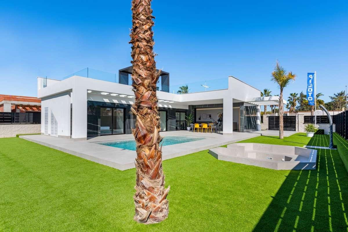 Casa Rural en Venta en Algorfa