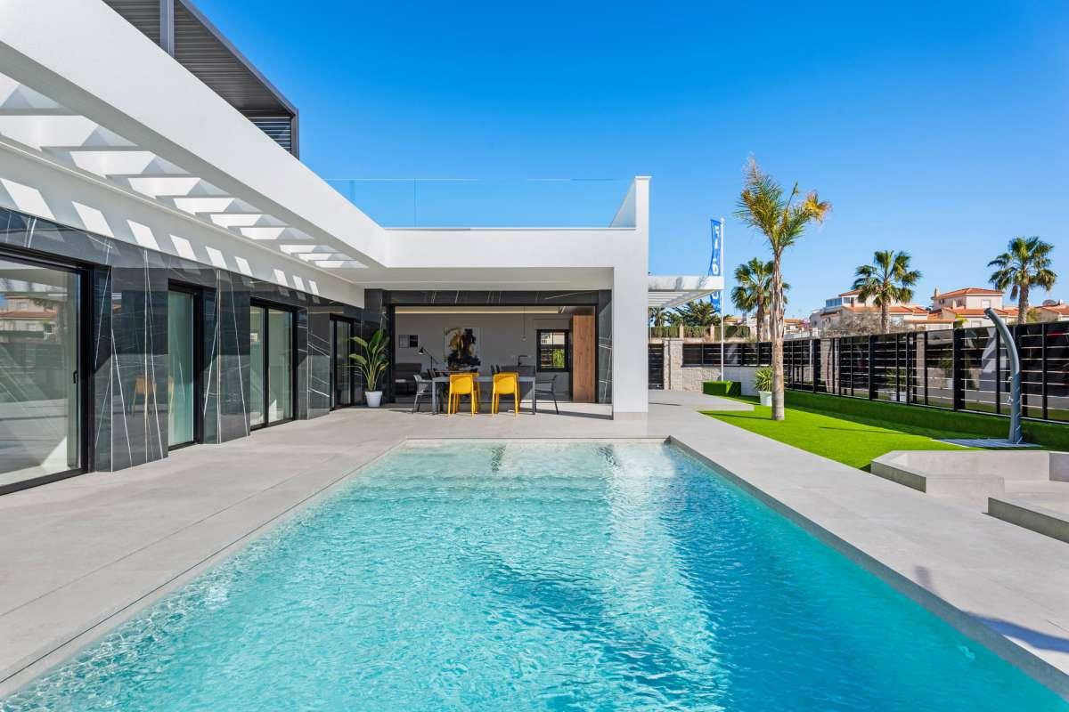 Casa Rural en Venta en Algorfa