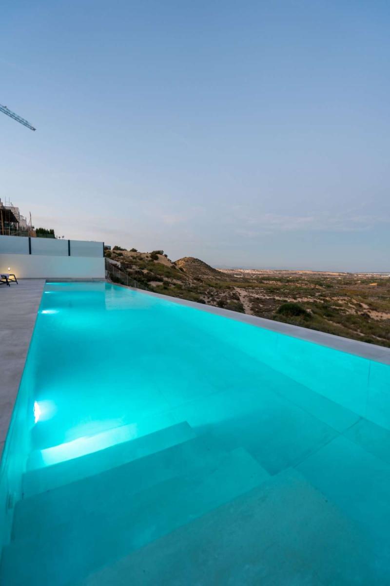 Villa for Sale in Rojales