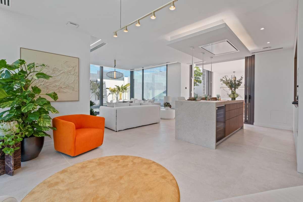 Villa for Sale in Benidorm