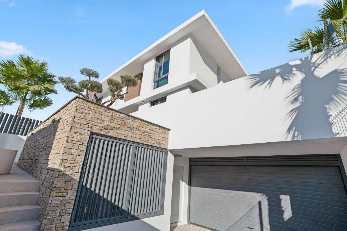 Villa for Sale in Benidorm