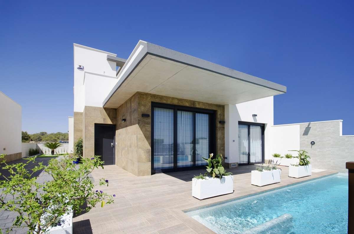 Villa for Sale in San Miguel de Salinas