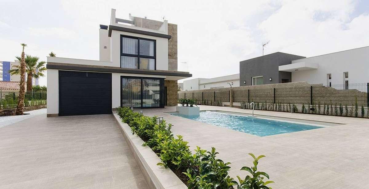 Villa for Sale in Orihuela