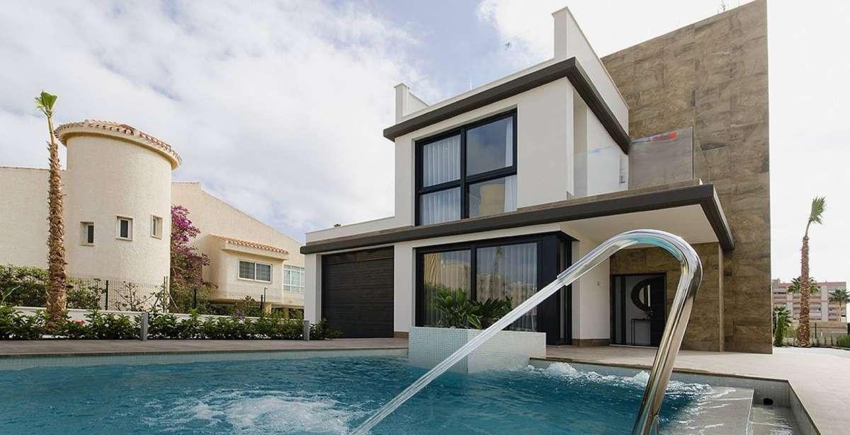 Villa for Sale in Orihuela