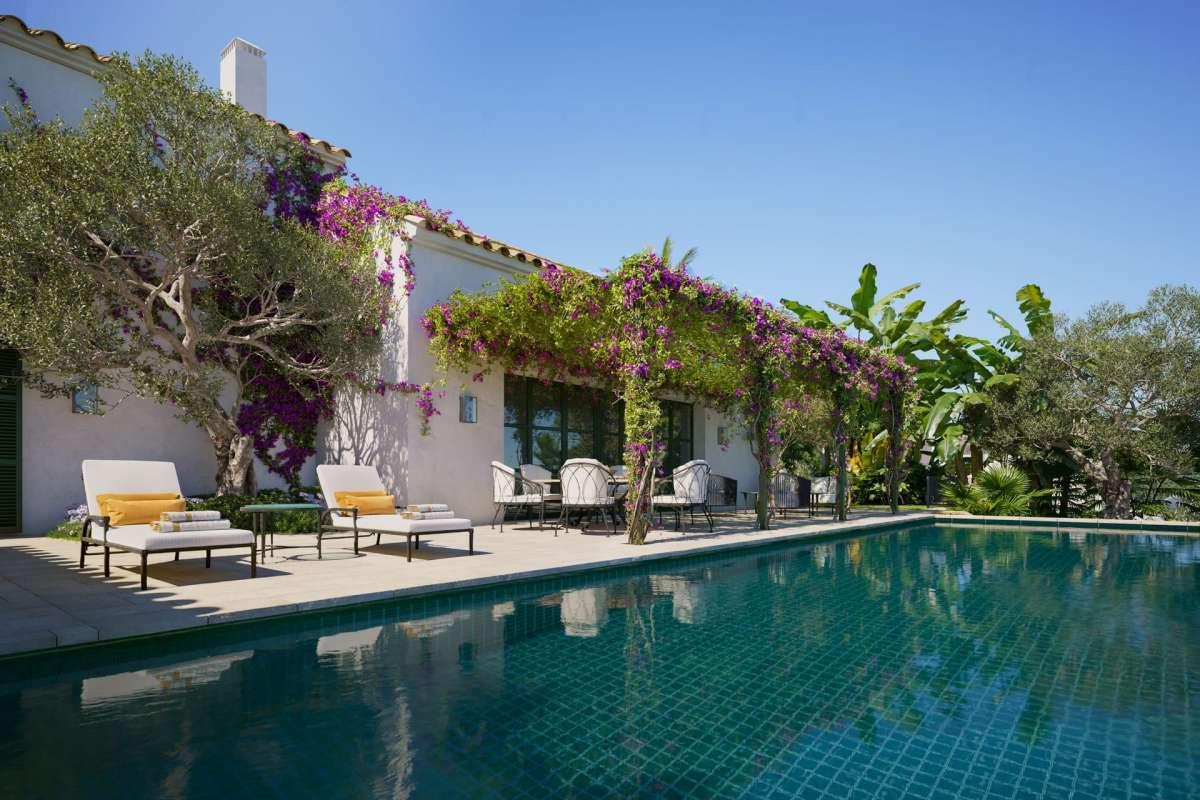 Villa for Sale in Casares