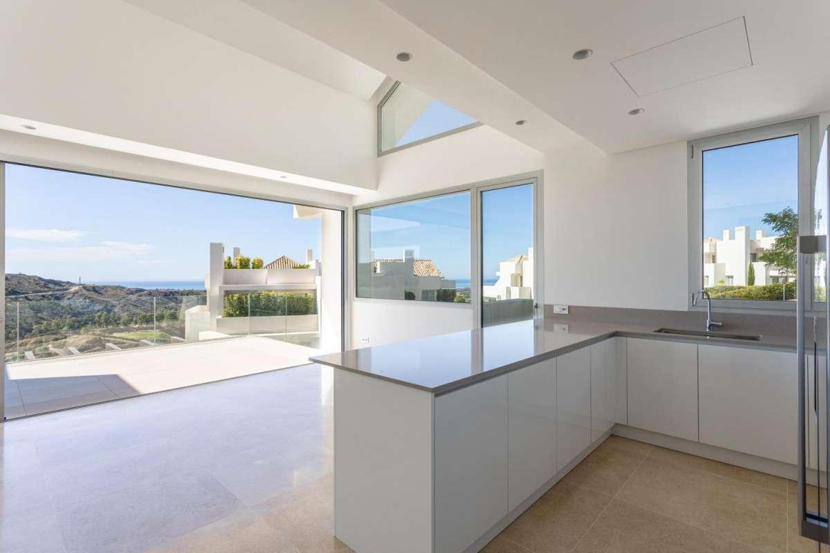 Apartment for Sale in Benahavís