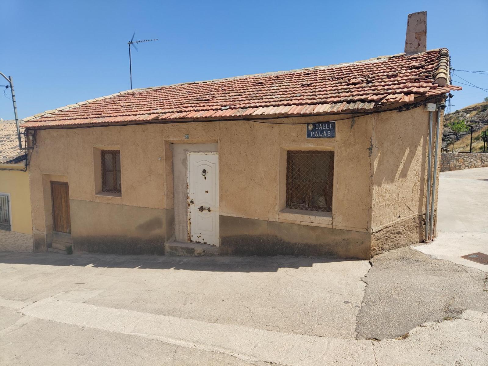 House for Sale in Pliego