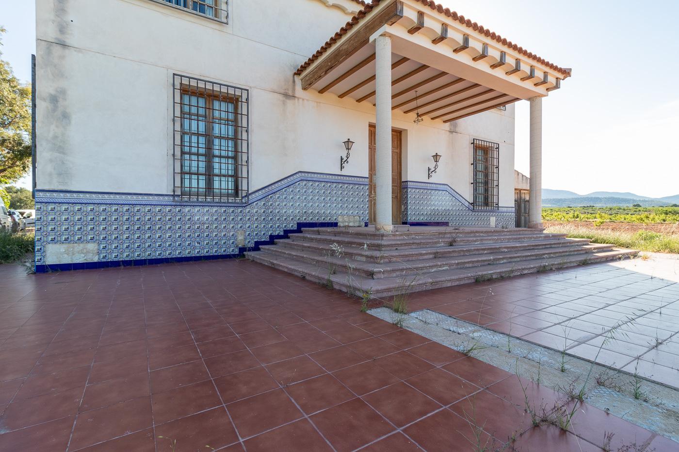 Chalet for Sale in Mula