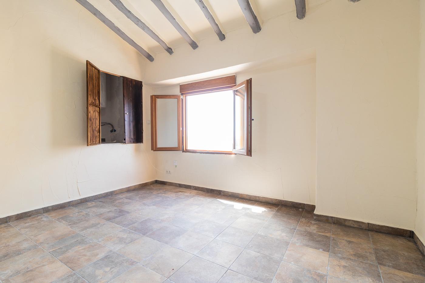House for Sale in Mula