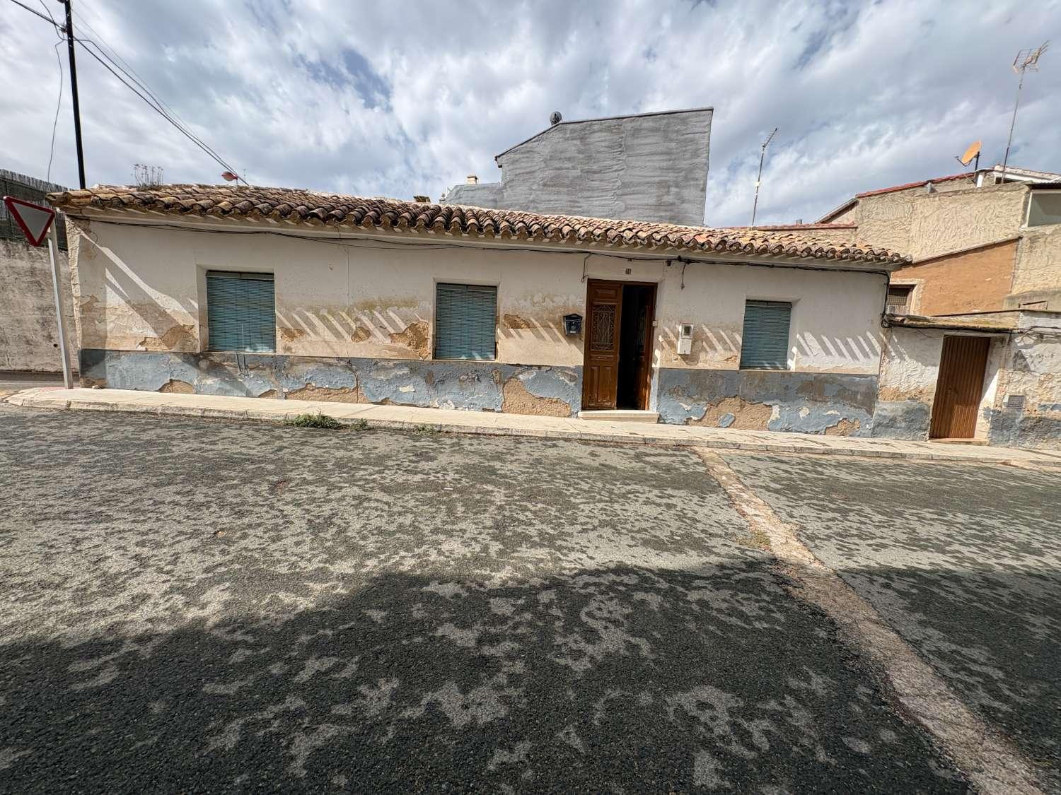 House for Sale in Pliego