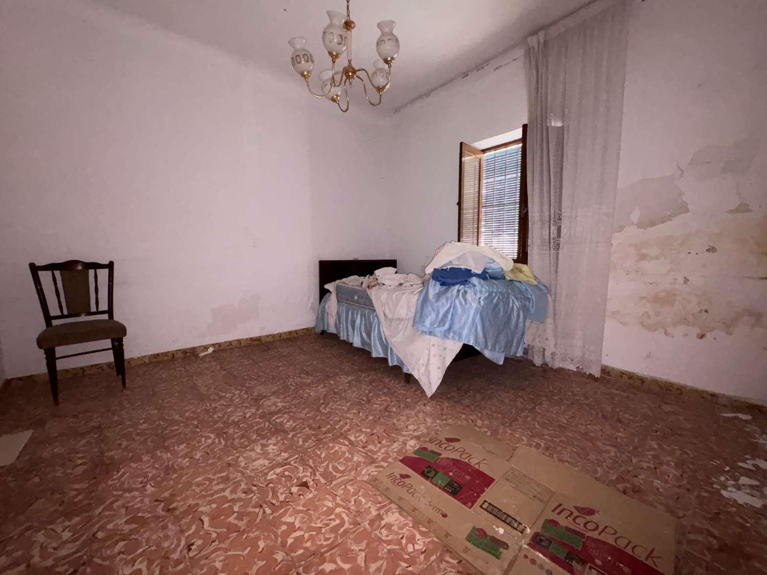 House for Sale in Pliego