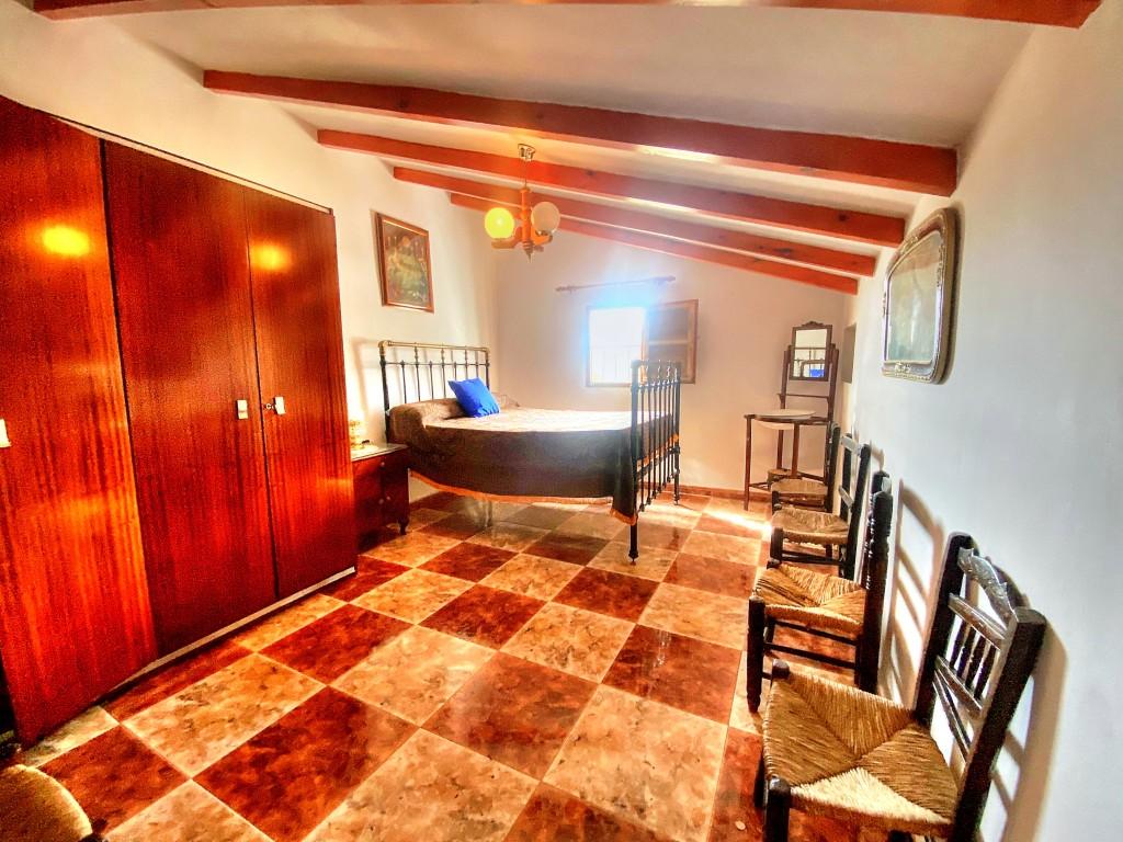 House for Sale in Salares