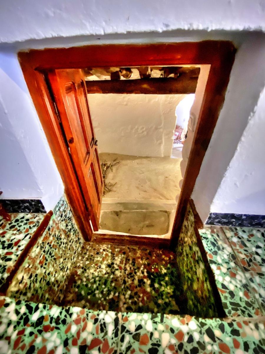 House for Sale in Salares