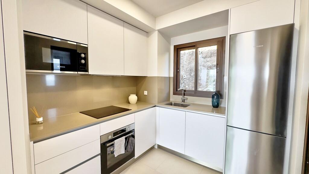 Flat for Sale in Rincón de la Victoria