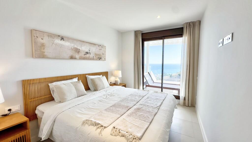 Flat for Sale in Rincón de la Victoria