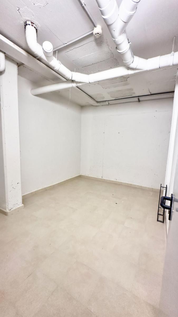 Flat for Sale in Rincón de la Victoria