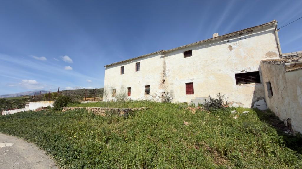 Villa for Sale in Álora