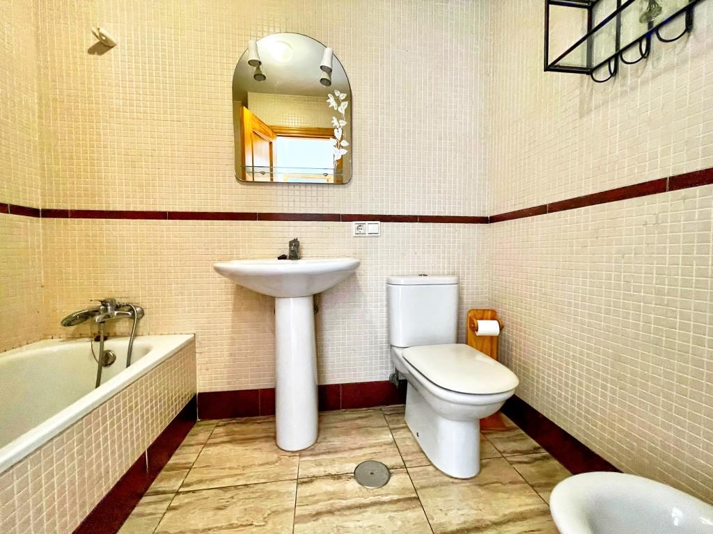 House for Sale in Benajarafe