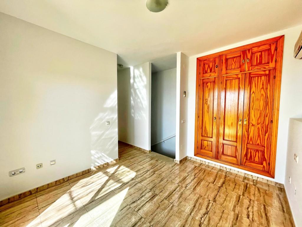 House for Sale in Benajarafe