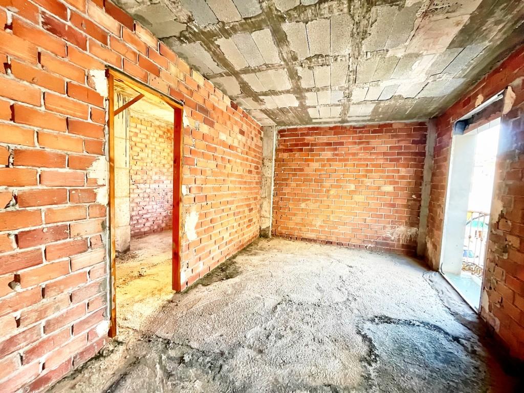 House for Sale in Almáchar