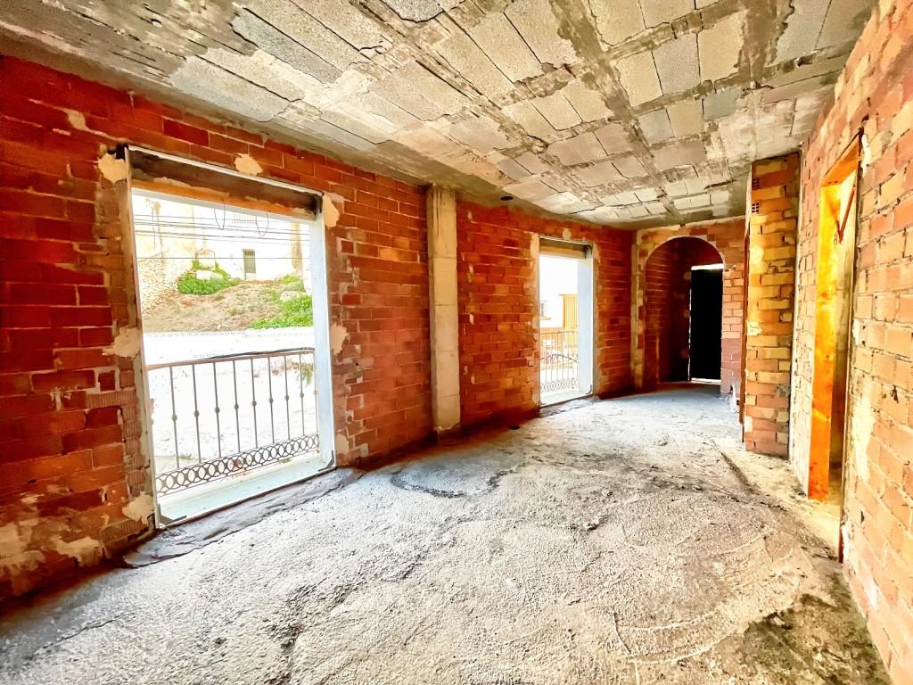 House for Sale in Almáchar