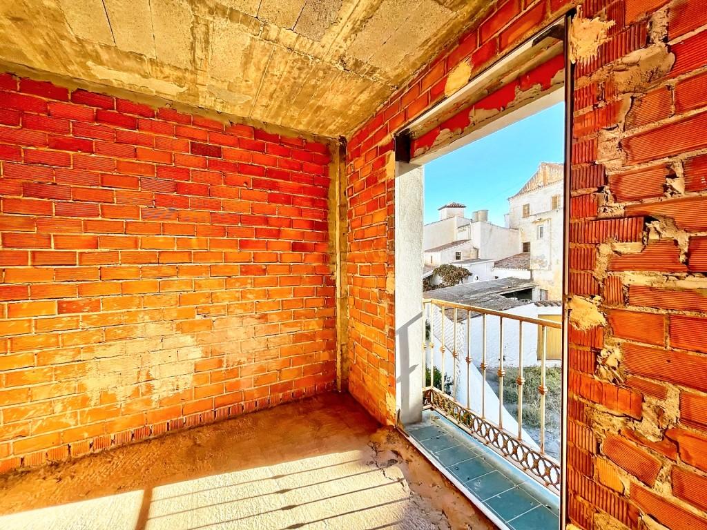 House for Sale in Almáchar