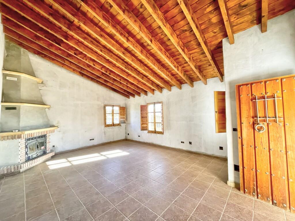 House for Sale in Almáchar