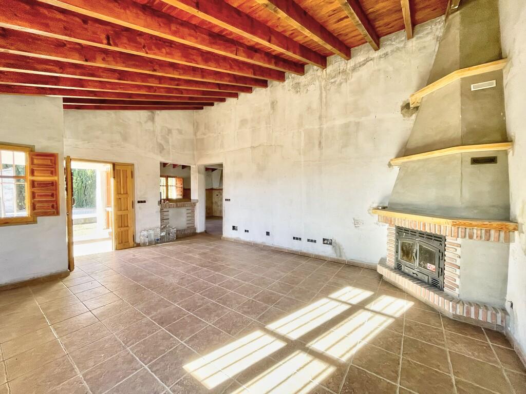 House for Sale in Almáchar