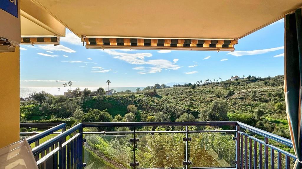 Apartment for Rent in Benajarafe
