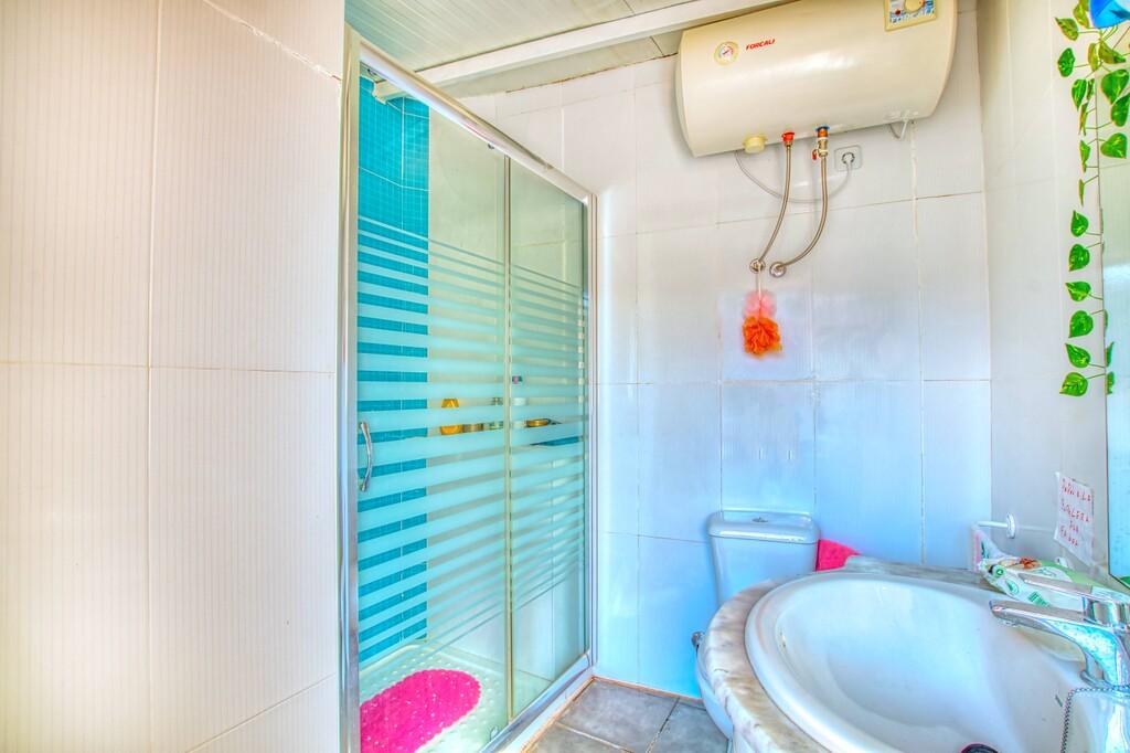 House for Sale in Alcaucín