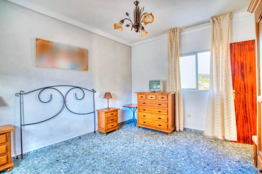 House for Sale in Benamargosa