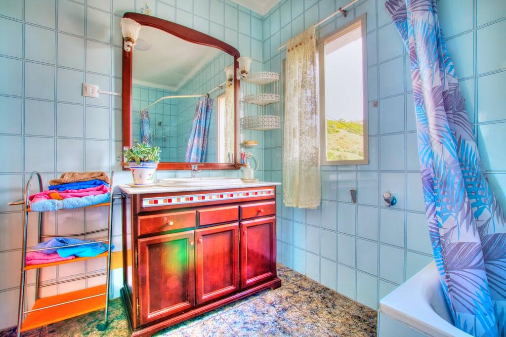 House for Sale in Benamargosa