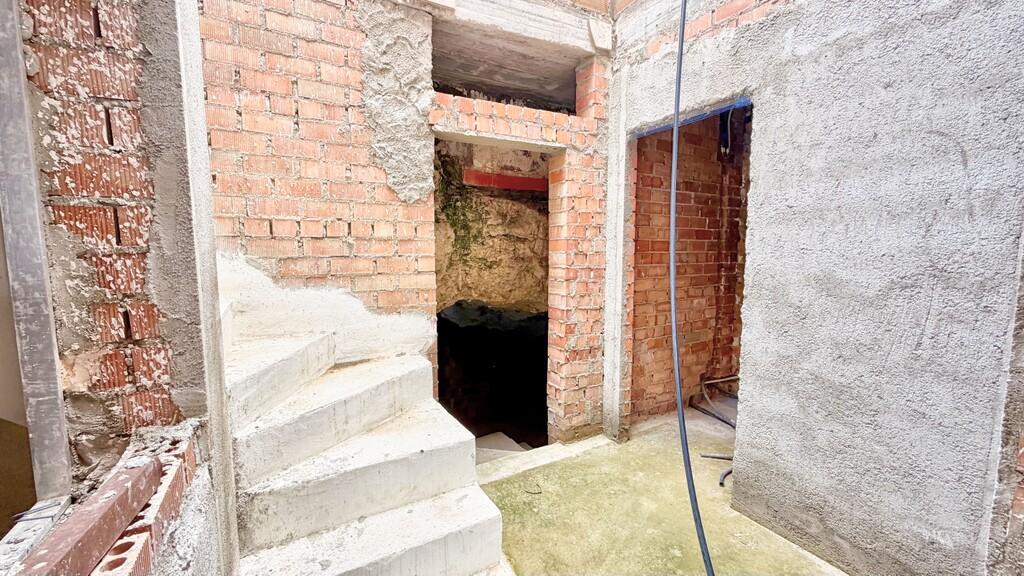 House for Sale in Periana