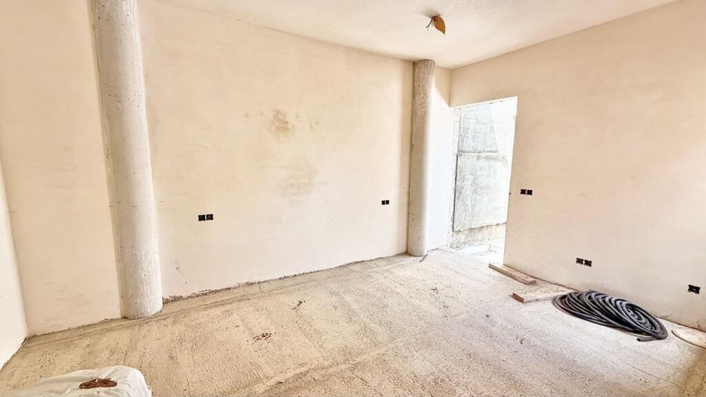 House for Sale in Periana