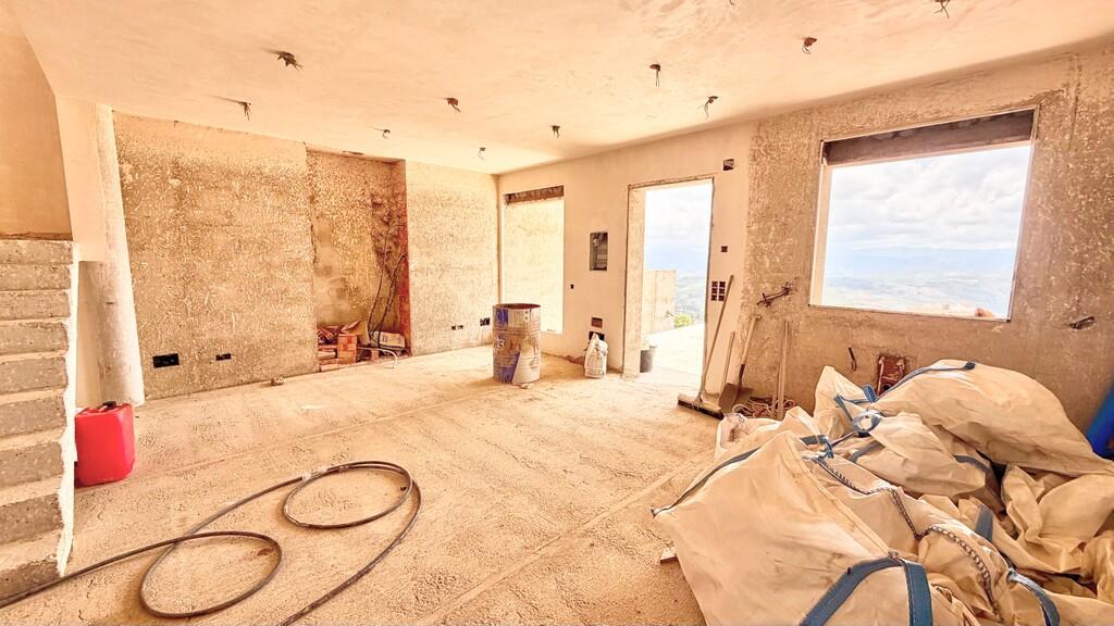 House for Sale in Periana