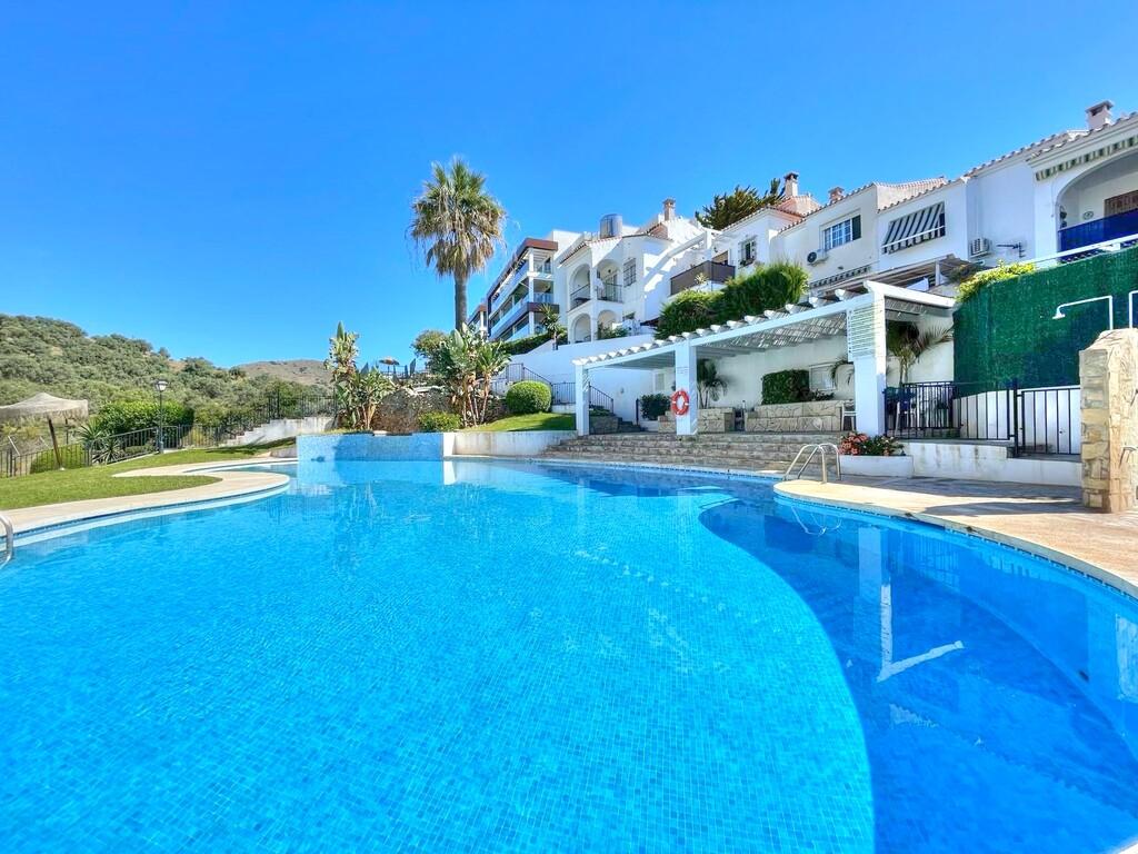House for Sale in Benajarafe