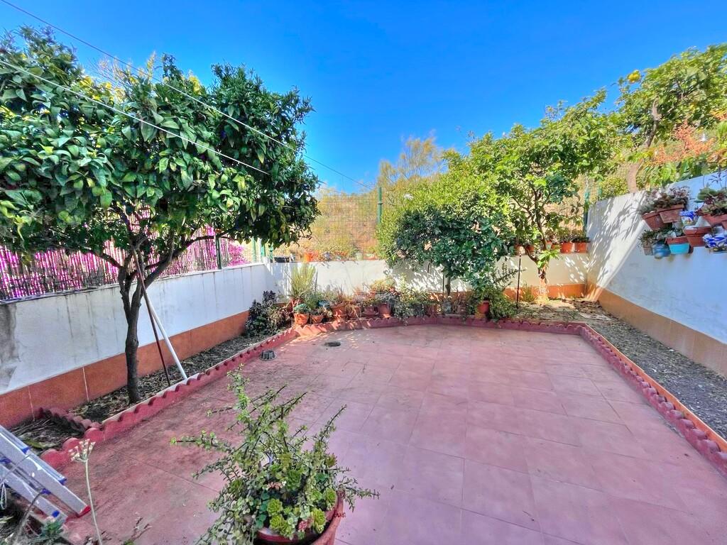 House for Sale in Benajarafe