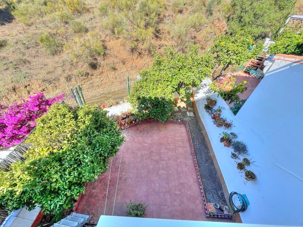 House for Sale in Benajarafe