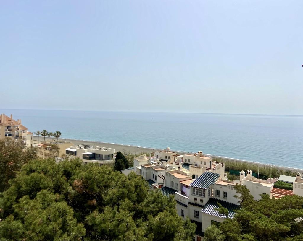 Piso en Alquiler en Benajarafe