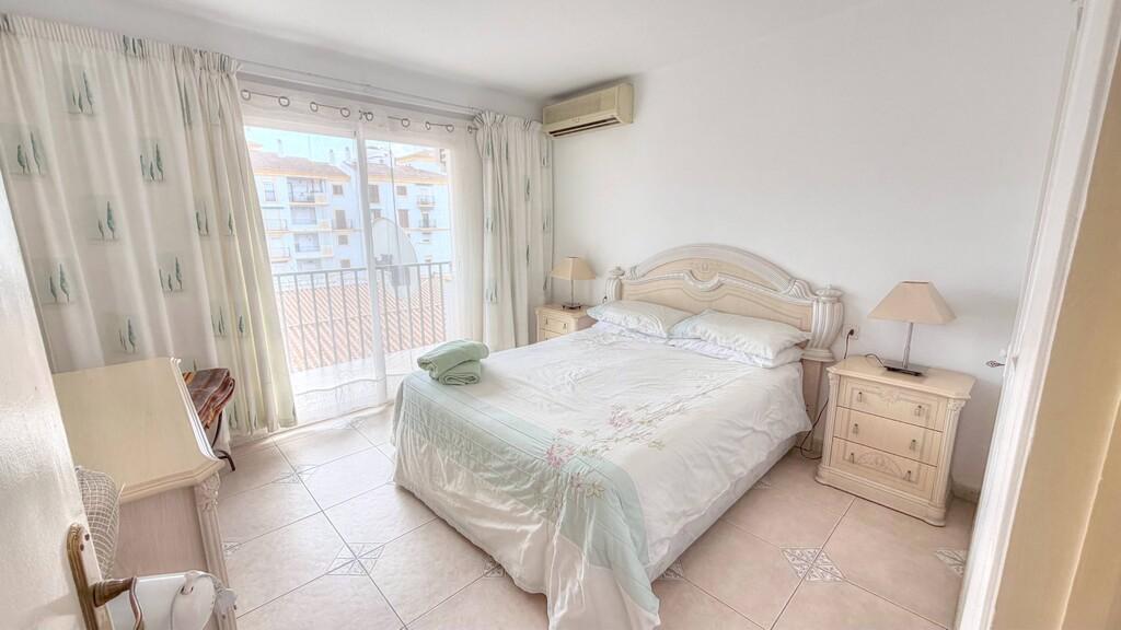 Flat for Sale in Torre del Mar