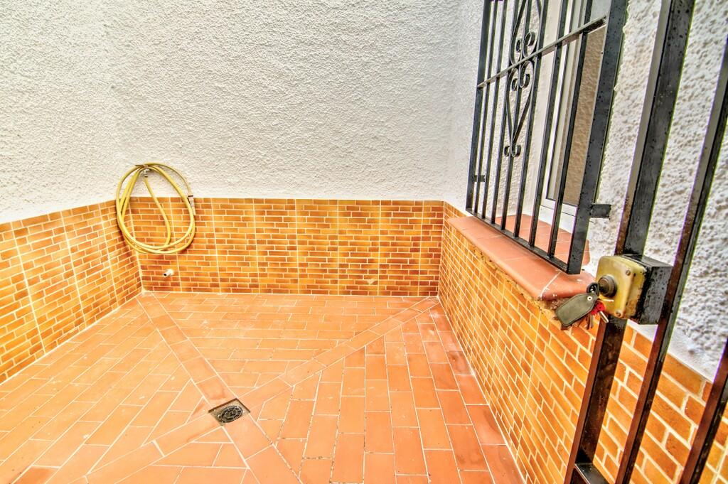 Flat for Sale in Caleta de Vélez