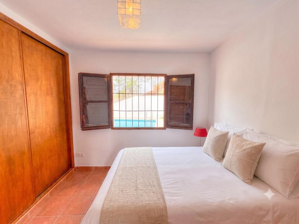House for Sale in Almáchar