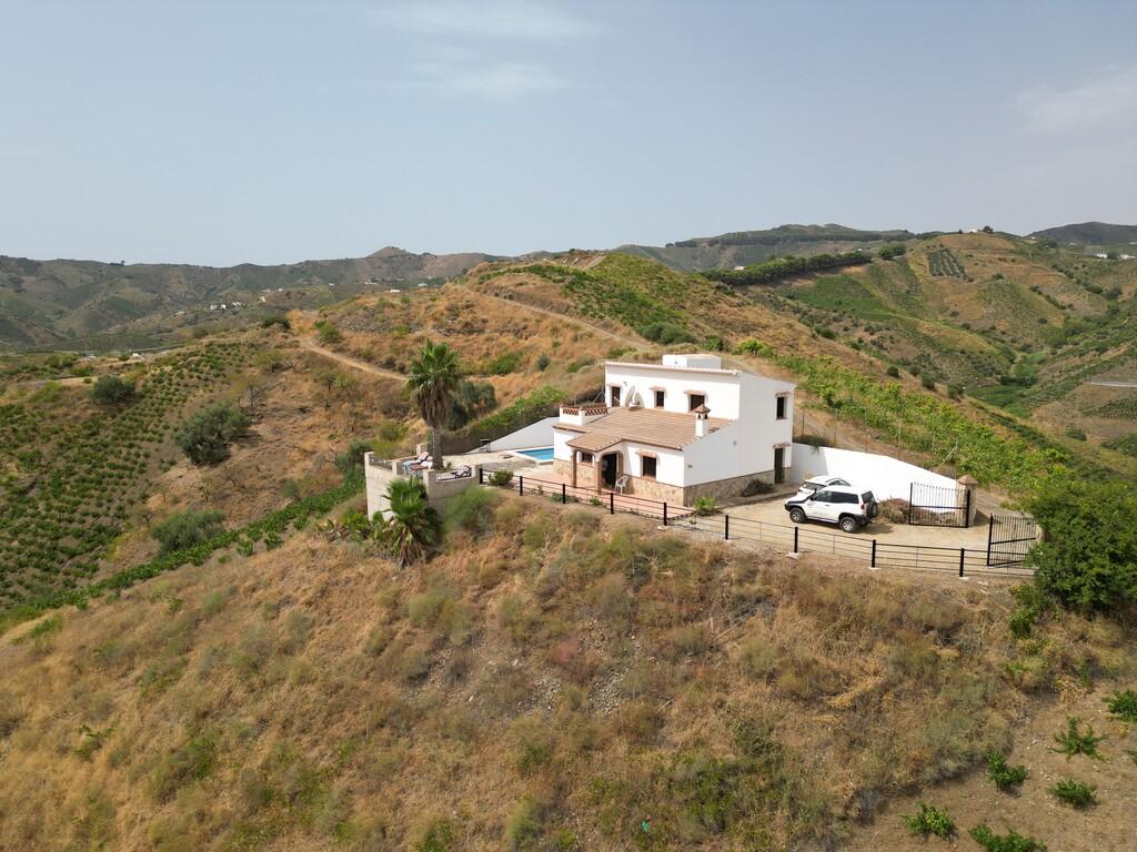 House for Sale in Almáchar