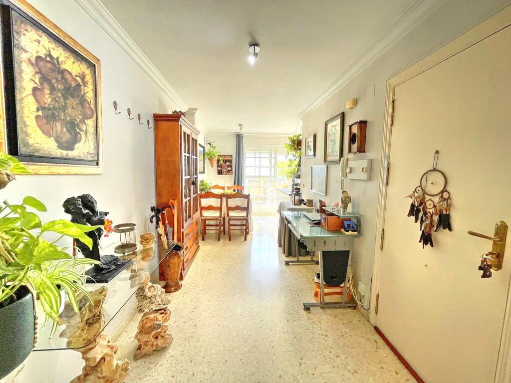 Flat for Sale in Caleta de Vélez