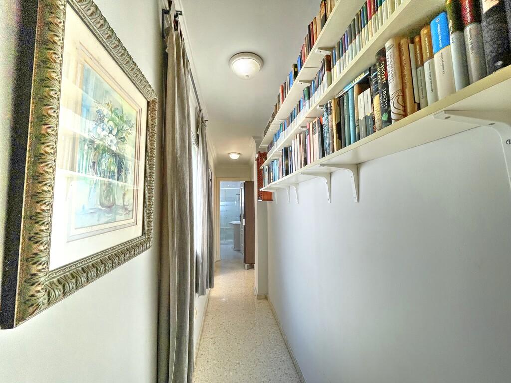 Flat for Sale in Caleta de Vélez