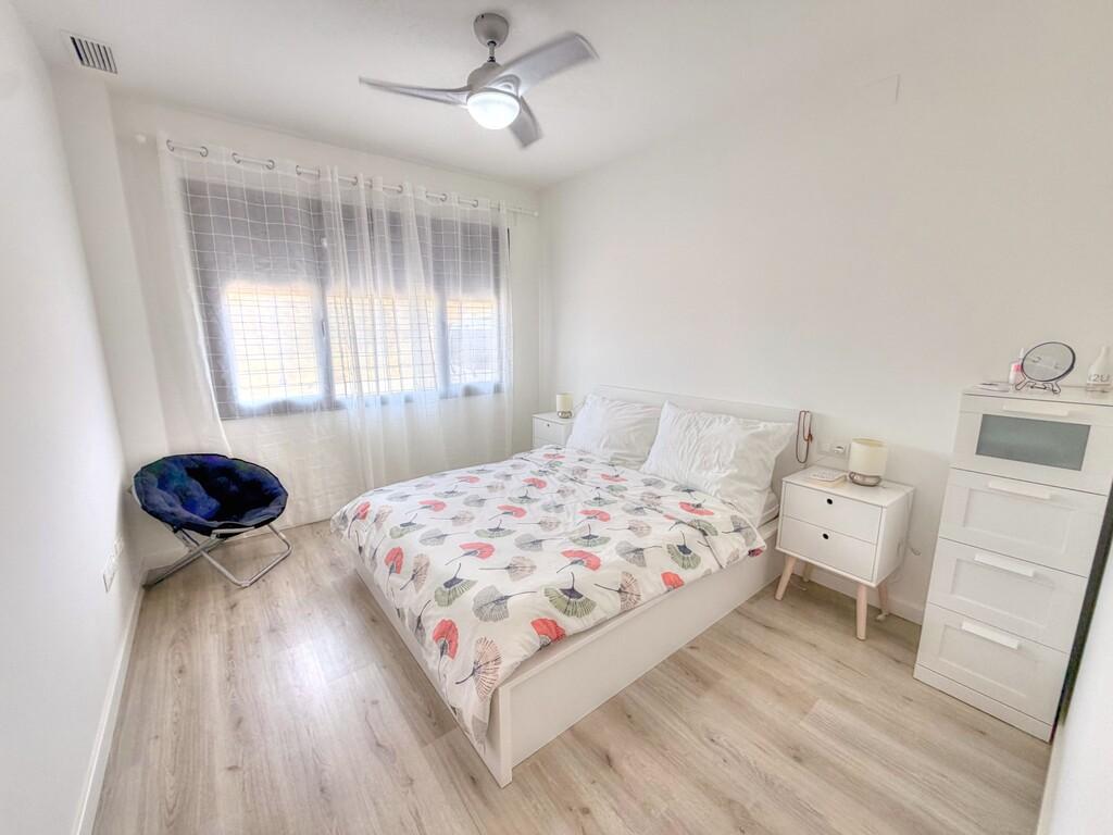 Flat for Rent in Benajarafe