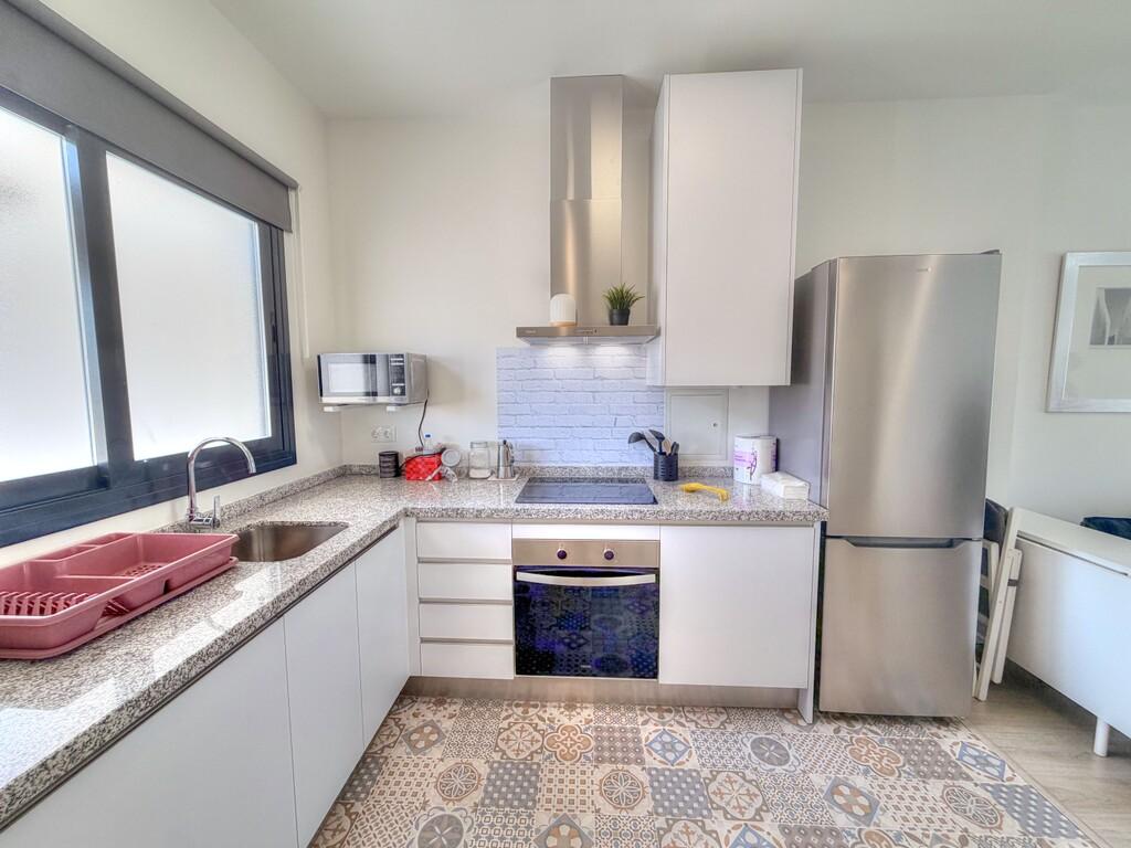 Flat for Rent in Benajarafe